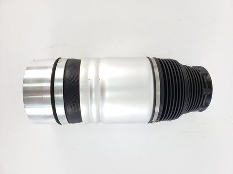 Пневмоподушка задня Audi Q7 4L/Porsche Cayenne 955 / VW Touareg 7L 7L8616503B фото
