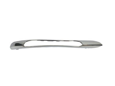 Накладки на бампер RH на Mercedes-Benz C-Class W204 2007-2014 року A2048853074 фото
