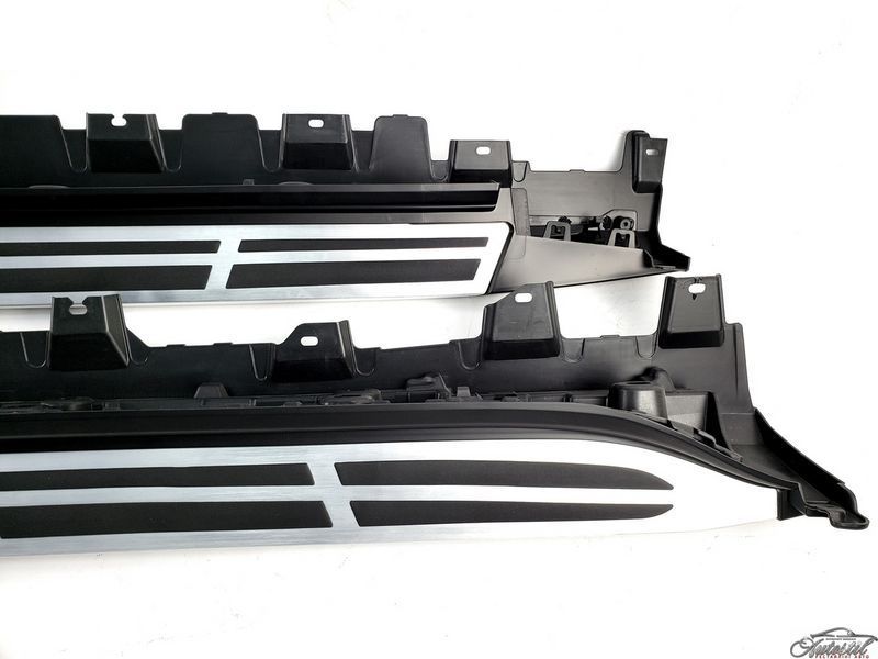 Підніжки на BMW X7 G07 2018-2022 року G07-11 фото