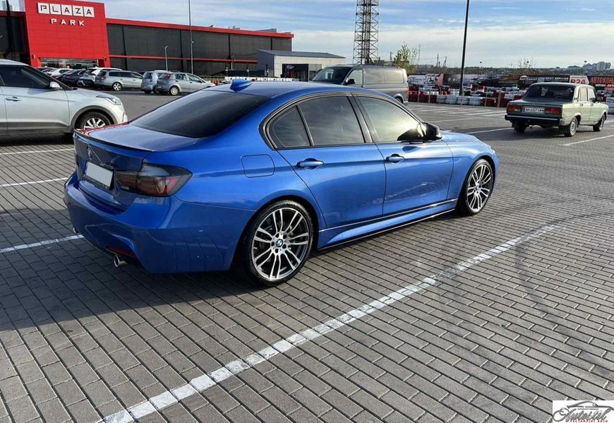 Леза на пороги Чорний глянець ( M-Performance ) на BMW 3 Series F30 / F31 2011-2018 року MWF30-LEZ1 фото