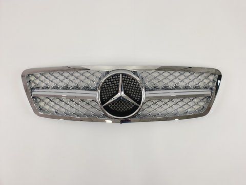 Решітка радіатора Mercedes C-Class W203 2000-2007 рік AMG-стиль ( Хром) MB-W203023 фото