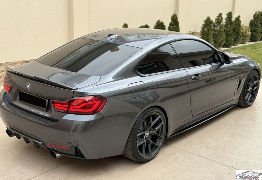 Леза на пороги Чорний глянець ( M-Performance ) на BMW 4 Series F32 / F33 2013-2020 року MWF32-LEZ1 фото