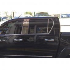 Toyota Hilux 2015+ Накладки на задні дверні стійки (2 шт, нерж)