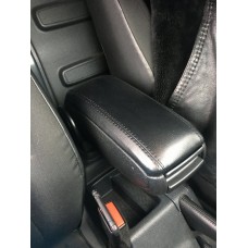 Volkswagen Caddy 2015↗︎ Підлокітник V1 (в підстаканник)