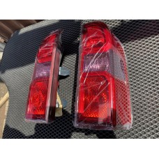 Nissan Patrol Задні ліхтарі RED (2004-2008, 2 шт)