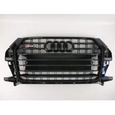Решітка радіатора Audi Q3 2014-2018 рік Чорна (в стилі S-Line)
