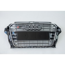 Решетка радиатора Audi A3 2013-2016год Черная с хромом (в стиле S-Line)