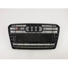 Решітка радіатора Audi A7 2010-2014 рік Чорна (в стилі S-Line)