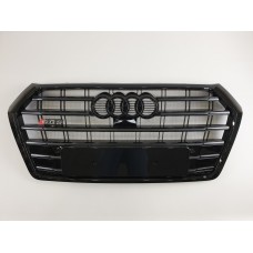 Решетка радиатора Audi Q5 2016-2020год Черная (в стиле S-Line)
