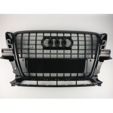 Решітка радіатора Audi Q5 2008-2012 рік Чорна (в стилі S-Line)